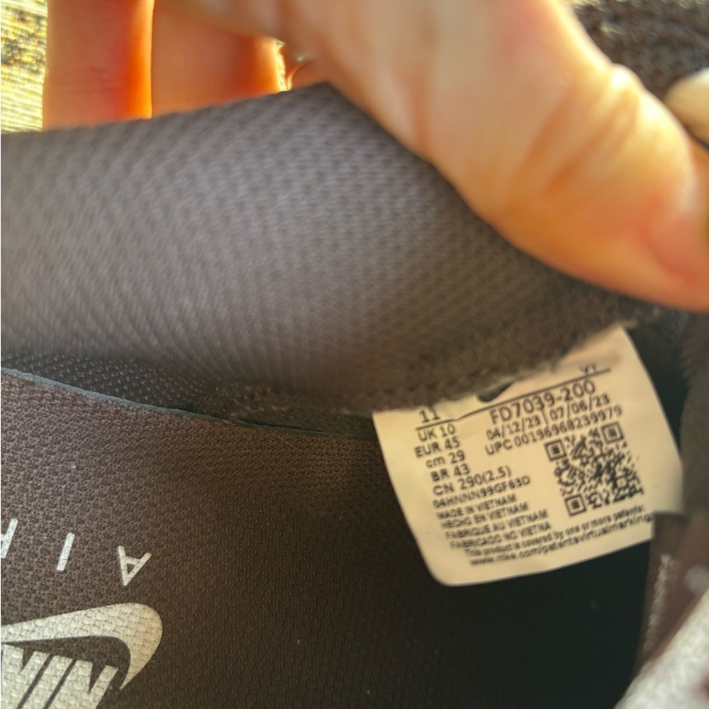 Nike Air Force 1 Lows - Chocolate - Picture 7 of 8